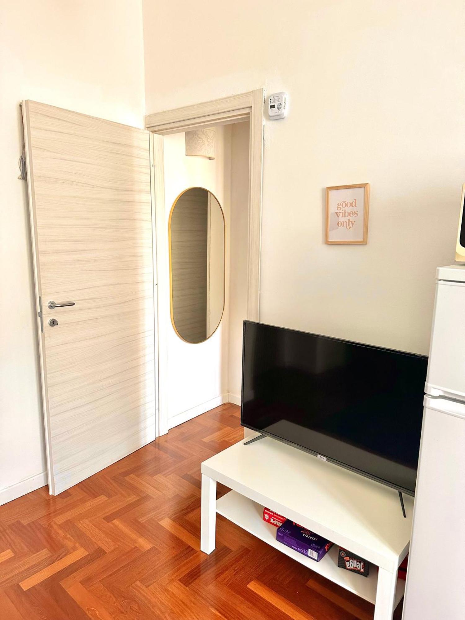 Materdei Apartments เนเปิลส์ ภายนอก รูปภาพ